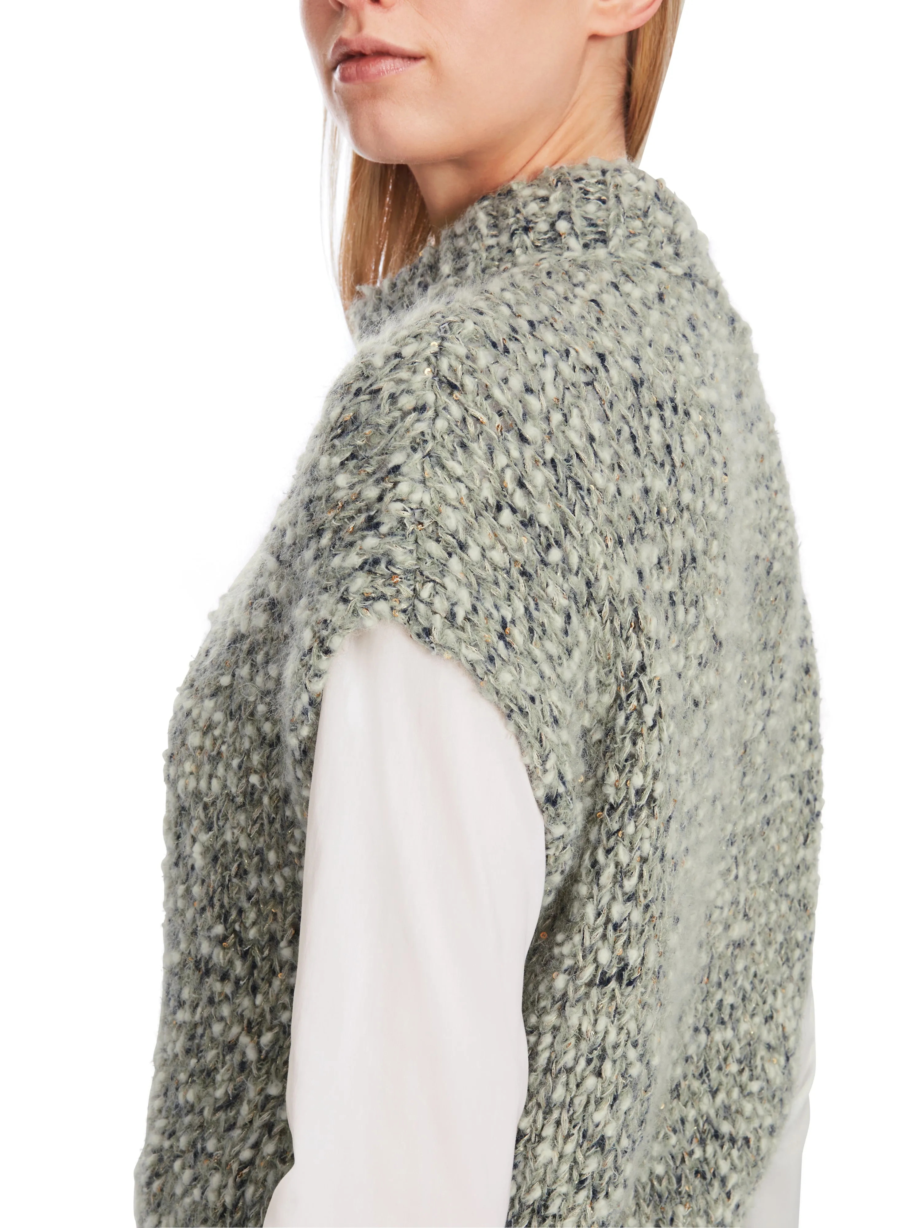 BOUCLE KNITTED VEST