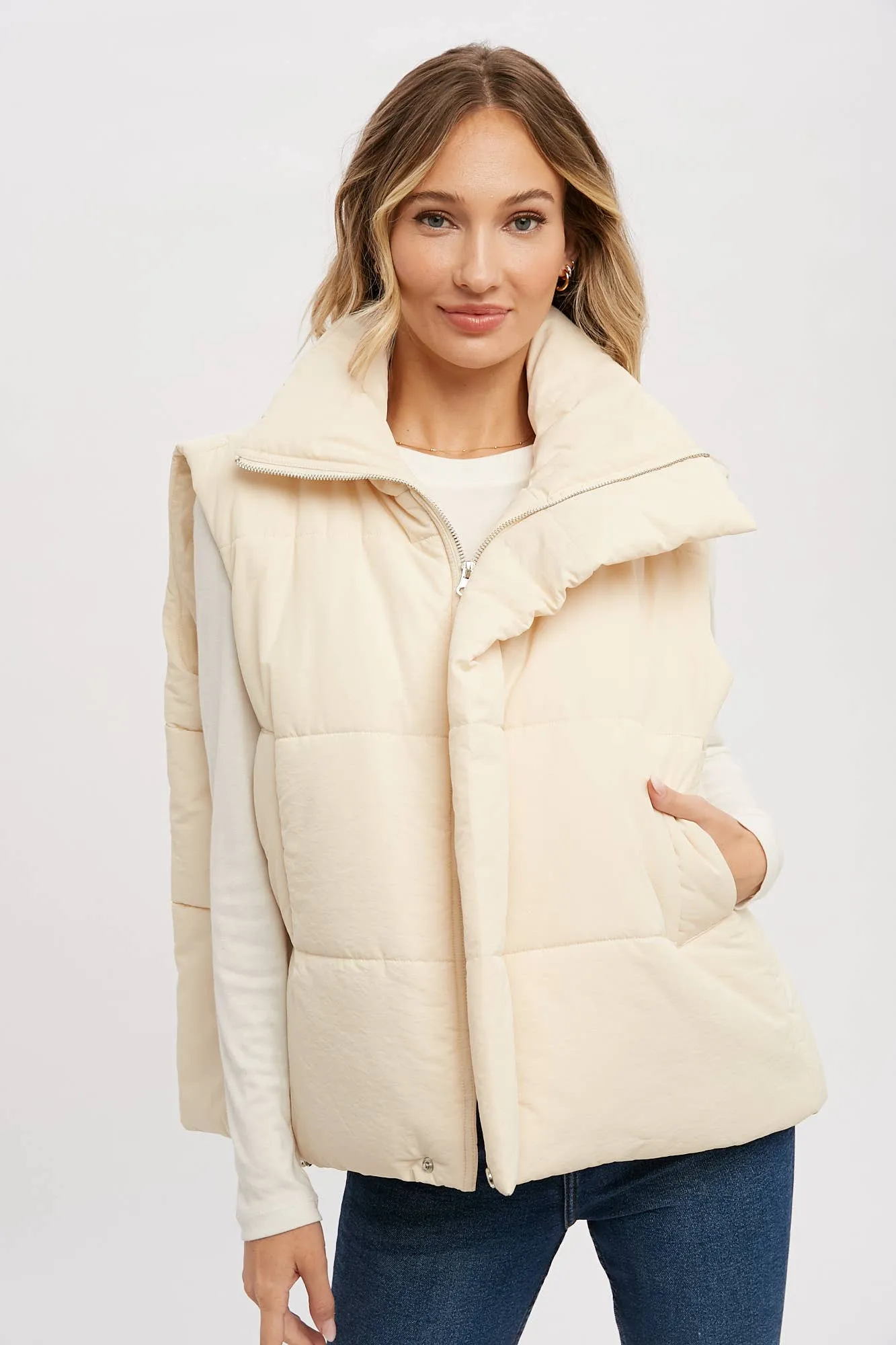 Dost Oversized Puffer Vest in Ecru