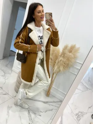 Lapel Collar Exposed Seam Buttoned  Sherpa Coat